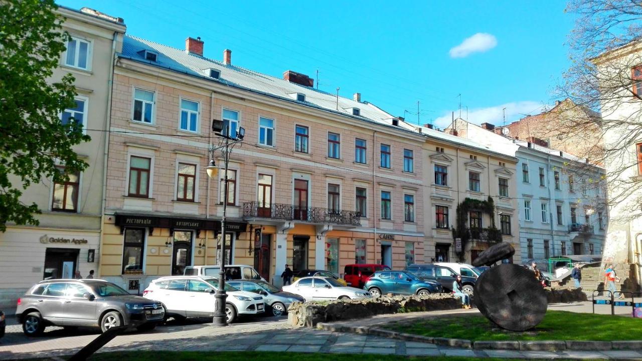 Apartments On Valova 25 Lviv Eksteriør billede
